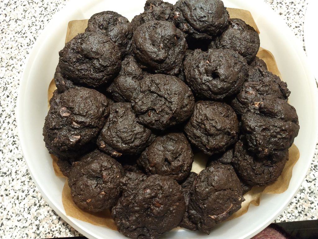 Dark chocolate chip cookies