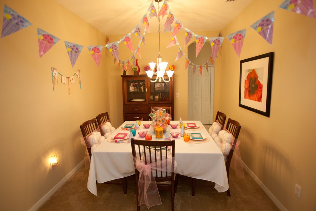 Special children's table to make your child feel s