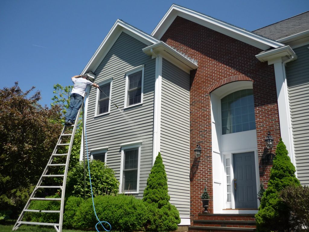 Large Houses, No Problem! Still able to clean with
