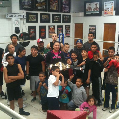 Zoila Frausto, MMA World Champion, visits the gym 