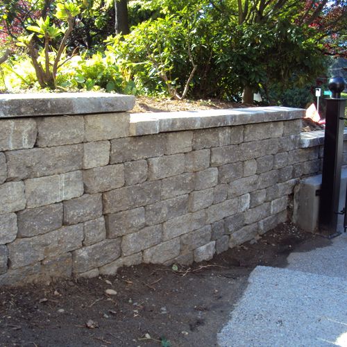 Celtic retaining wall gives the worn down vintage 