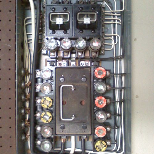 This is the best fused electrical panel we have ev