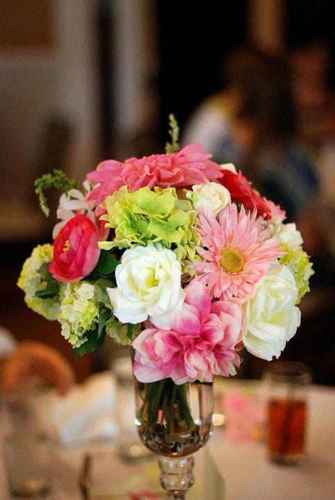 Photo courtesy of Alexa Marie Photography
Floral a