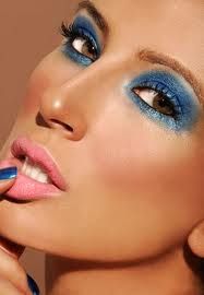 glam makeup application