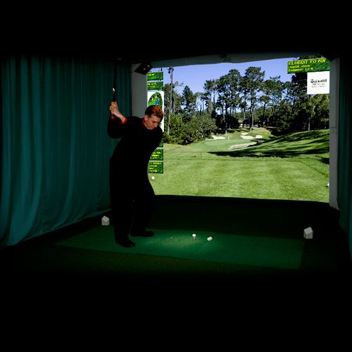 HD Golf Simulator inside Dome