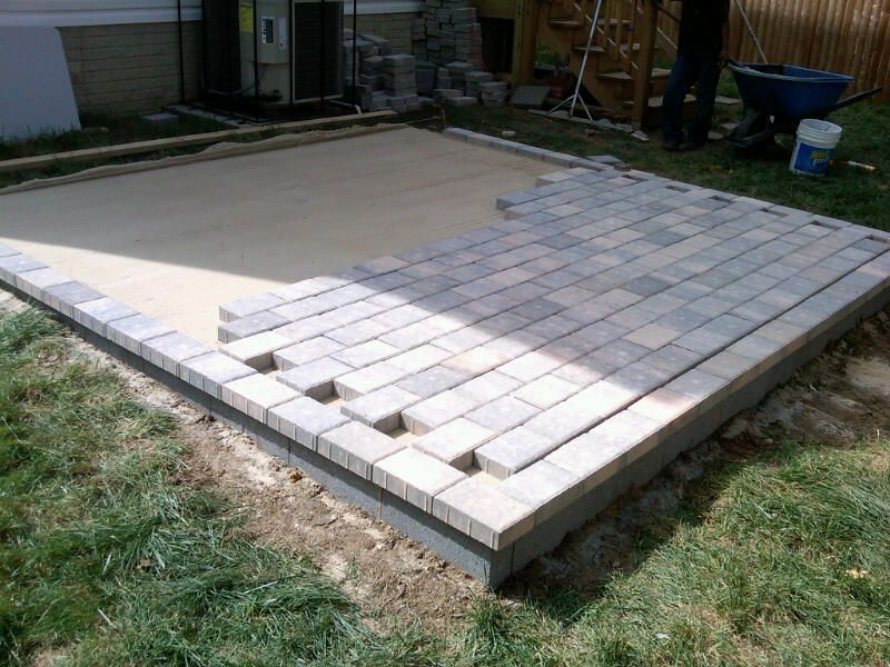raised back yard patio...almost finished
