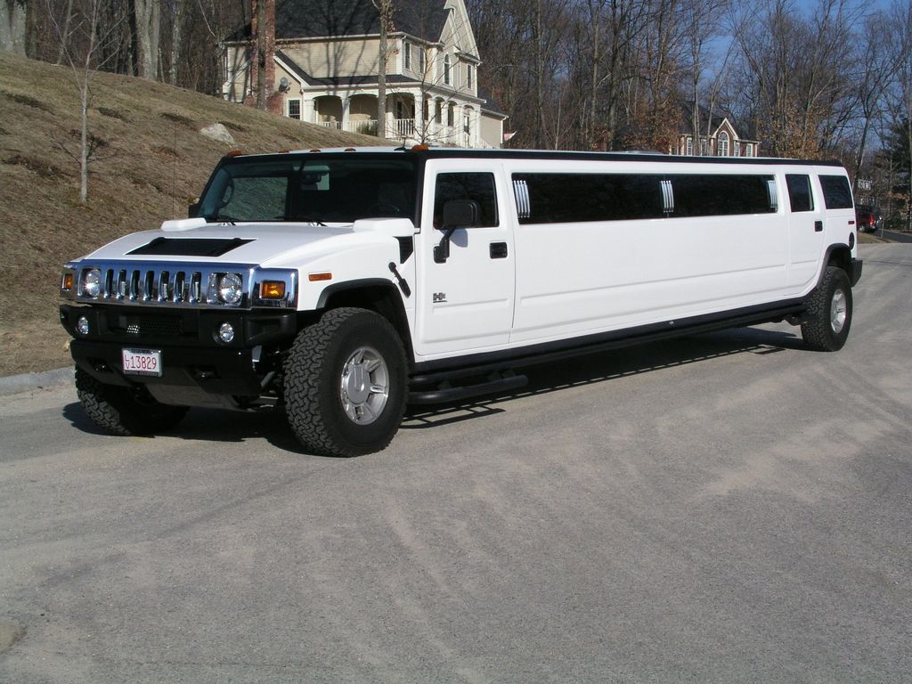 Hummer limousine