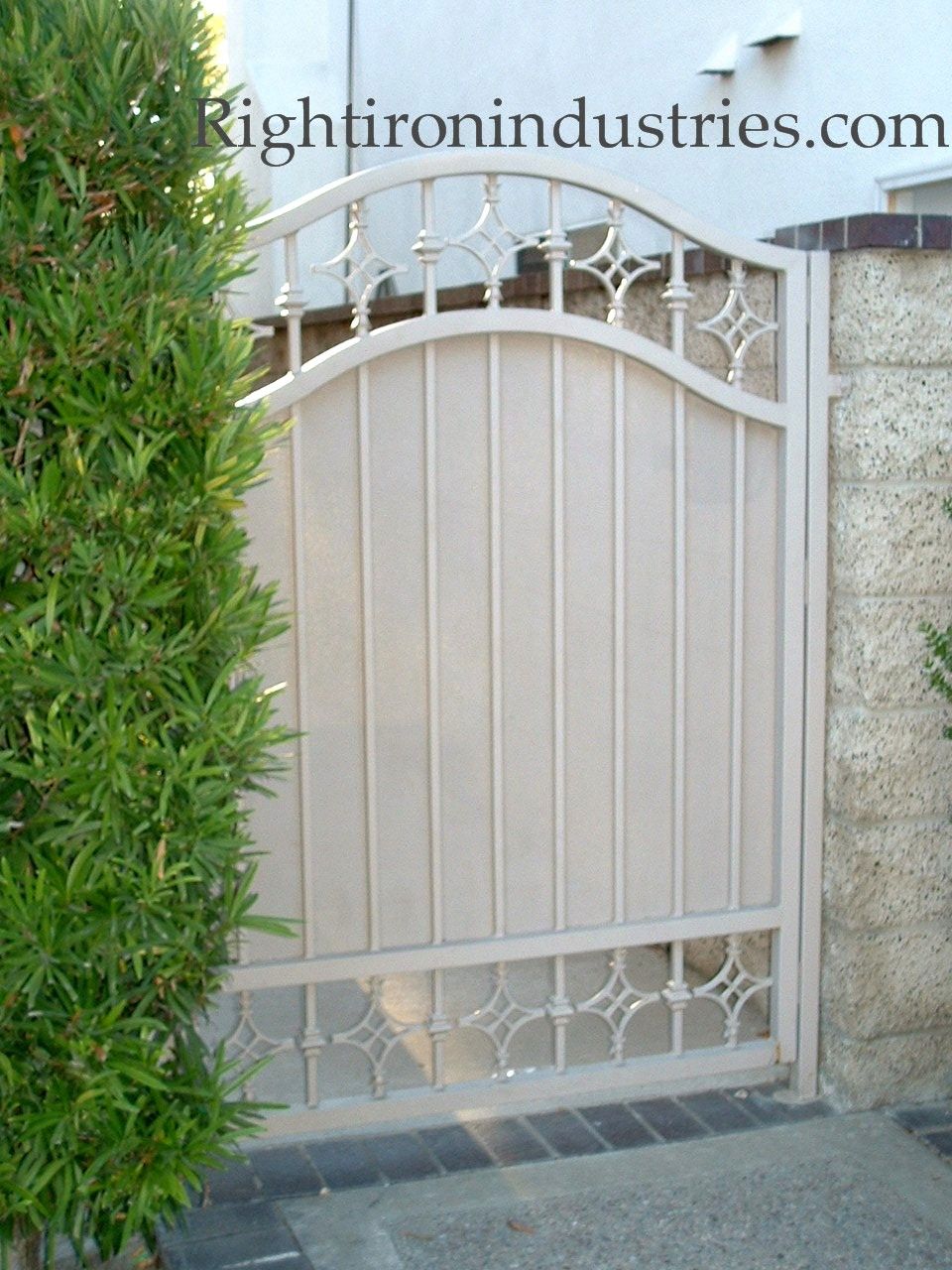 Alta Loma CA
iron gate