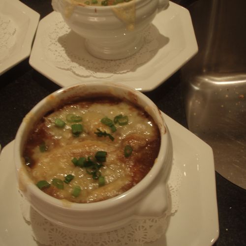 Image of French Onion Soup, one of the Items Taugh