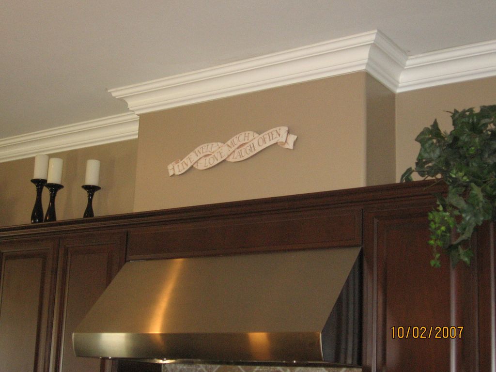 The Crowning Touch Moulding Installation