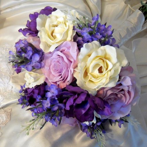 A sensational romantic and fresh Bridal bouquet of