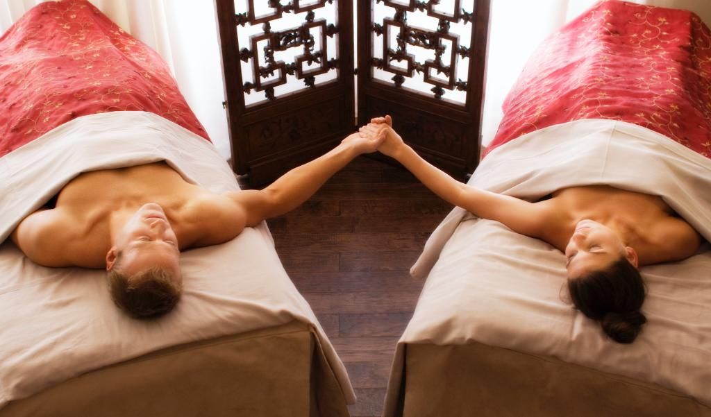 COUPLES MASSAGE AVAILABLE..