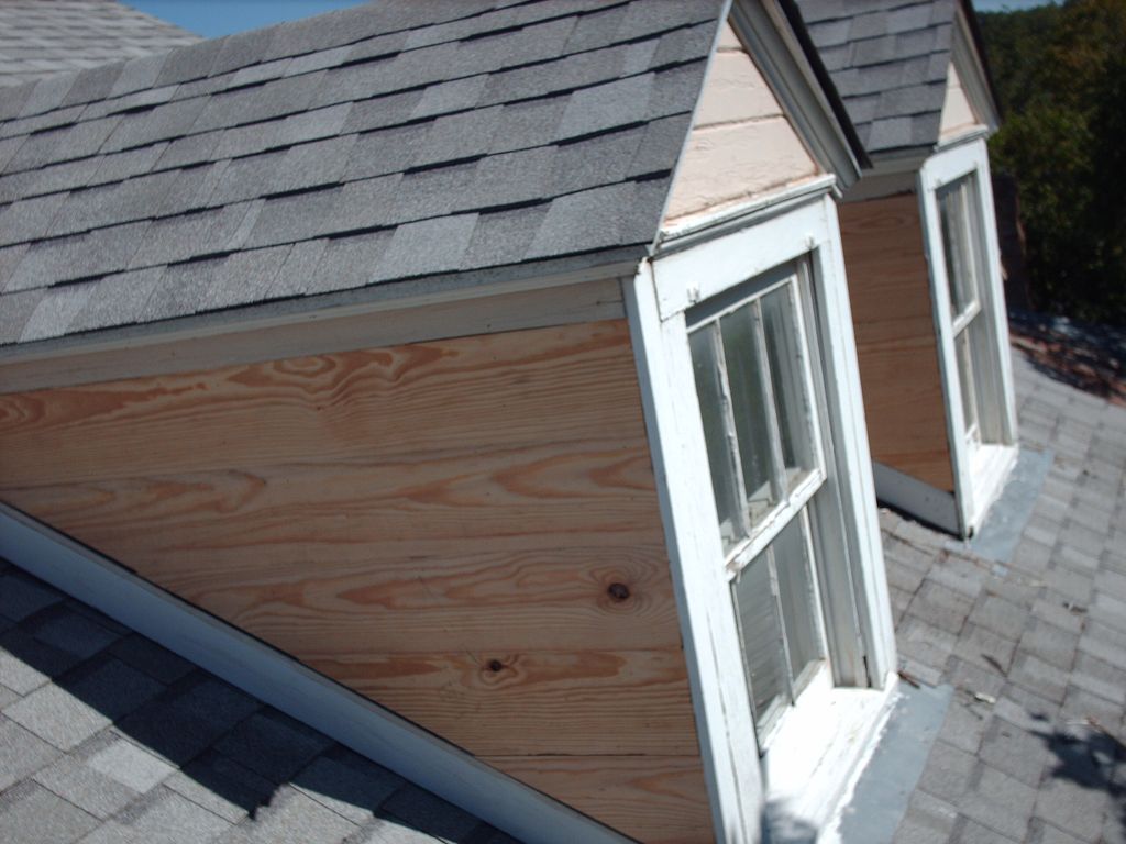 Replaced the old siding because it was rotten, thi