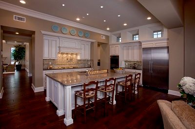 Kitchen Remodeling by greyHouse Inc.