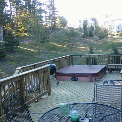 480 sq. ft. Deck with built-in hot tub and lightin