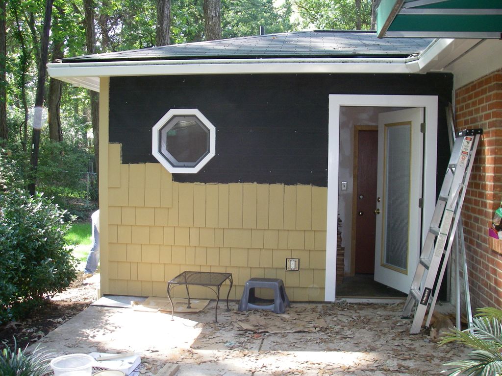Room additon receiving cedar shakes
Winston-Salem,