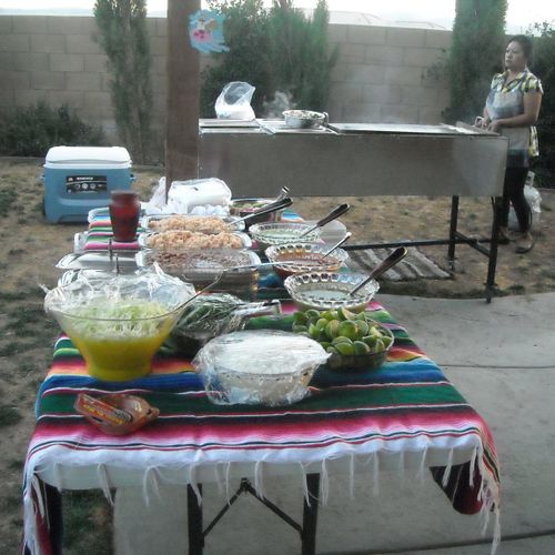 The taco cart in the background is where i cook th