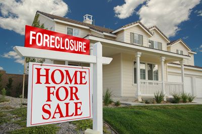 We clean Homes for sale and homes in foreclosure, 