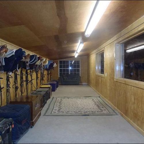 New heated tack room with viewing room