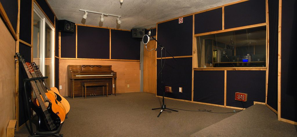 Main Iso Booth