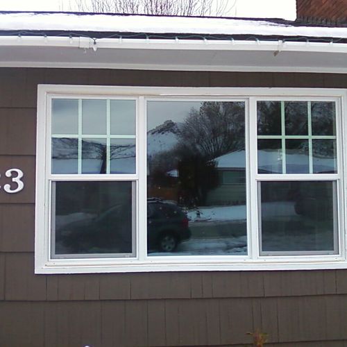 1123 Fuller
Picture window after