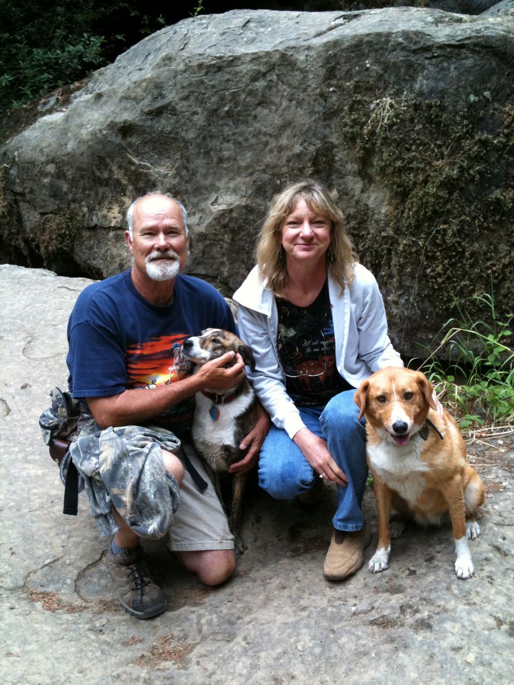 Michael & Kelly with Zoey & Rosie at Silver Falls