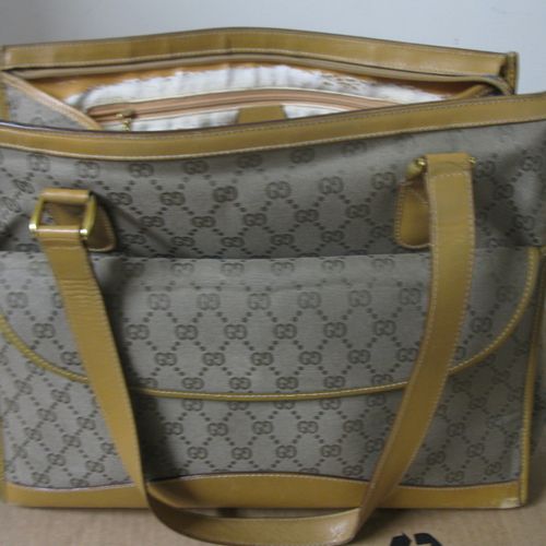 Gucci Shoulder tote (Before)
Service requested, 
N