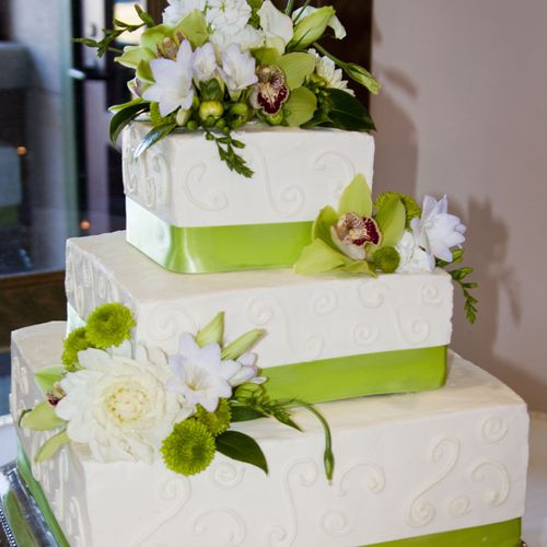 Custom Wedding Cakes, many flavors & styles