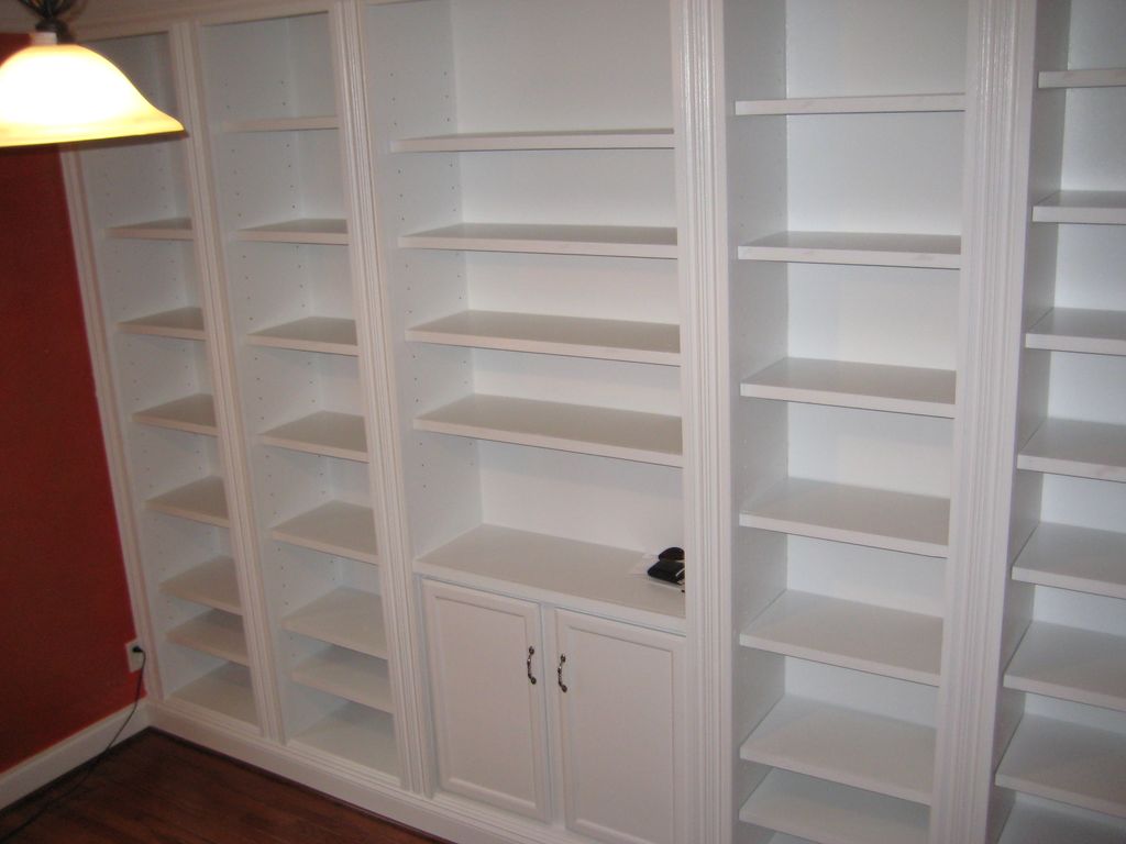 SIMPLE BOOKCASES
