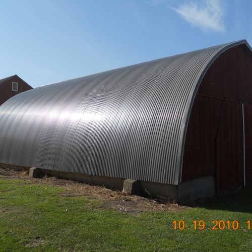 Round barn metal roofing