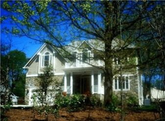 Are you looking for centerhall colonial style home