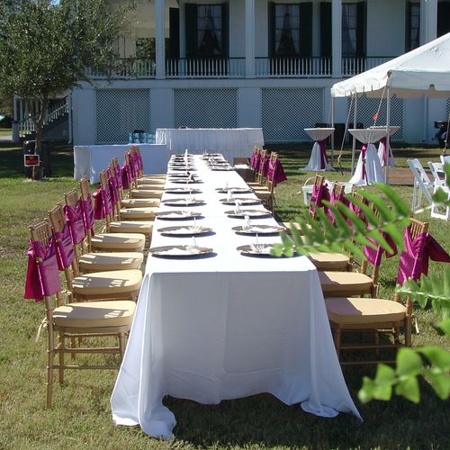 Outdoor wedding reception at Beauvoir, Biloxi, Mis