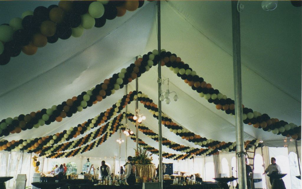 we decorate tents also