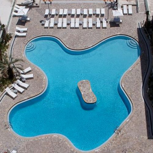 Beach Club Resort Pool