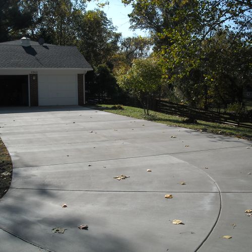 Curved Concrete Driveway