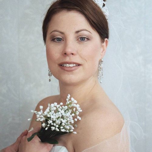 Pretty Bride Makeup