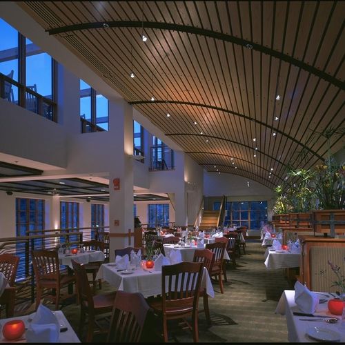 Lauriol Plaza Restaurant
