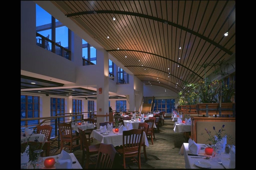Lauriol Plaza Restaurant