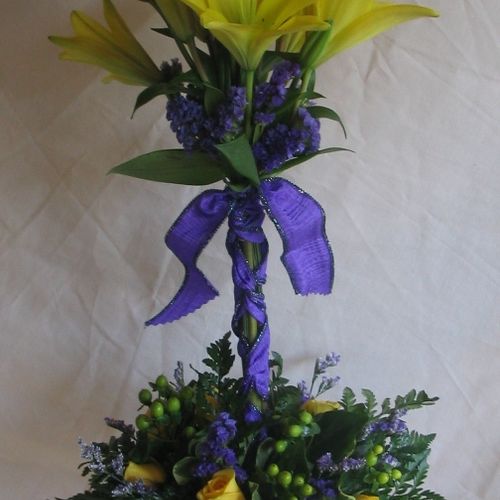Yellow lily topiary style design