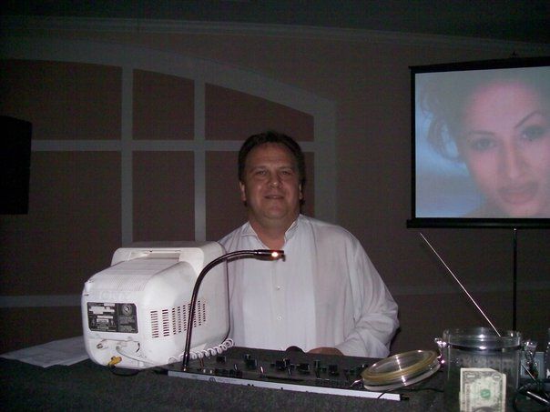 Video Dj Rob at a H.S. Reunion