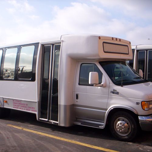 Exterior of 24-32 Passenger Mini Coach