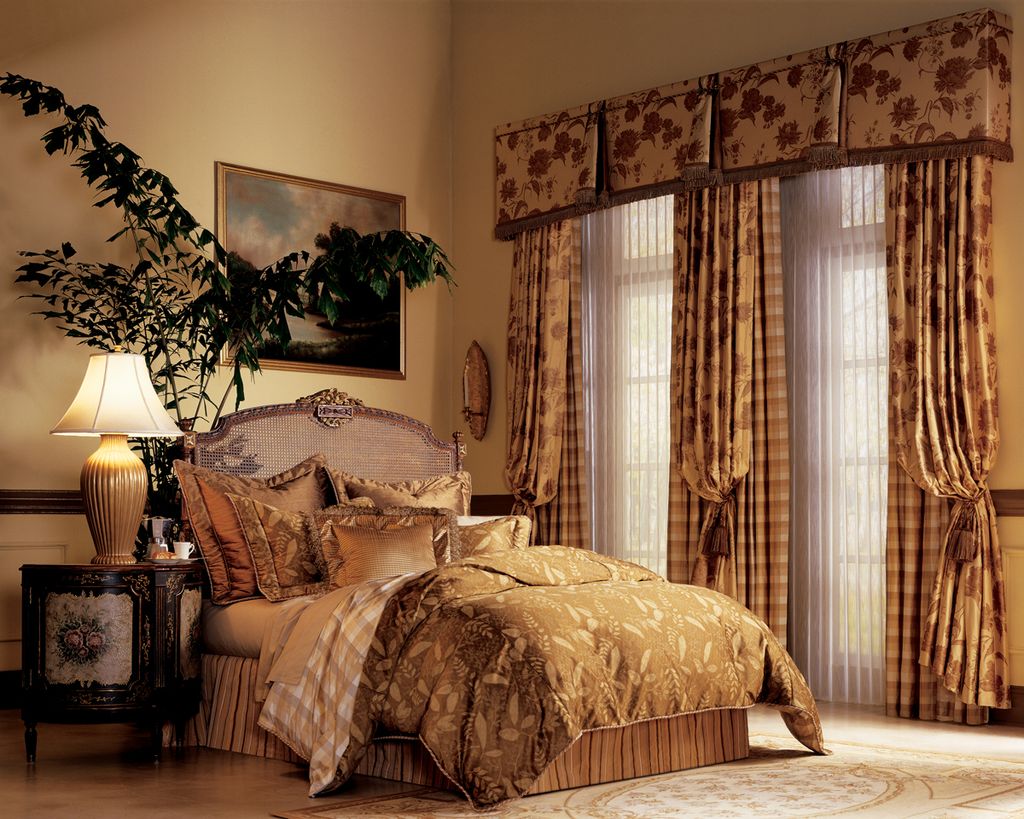 Drapery Panels w/ Inverted Pleated Valance