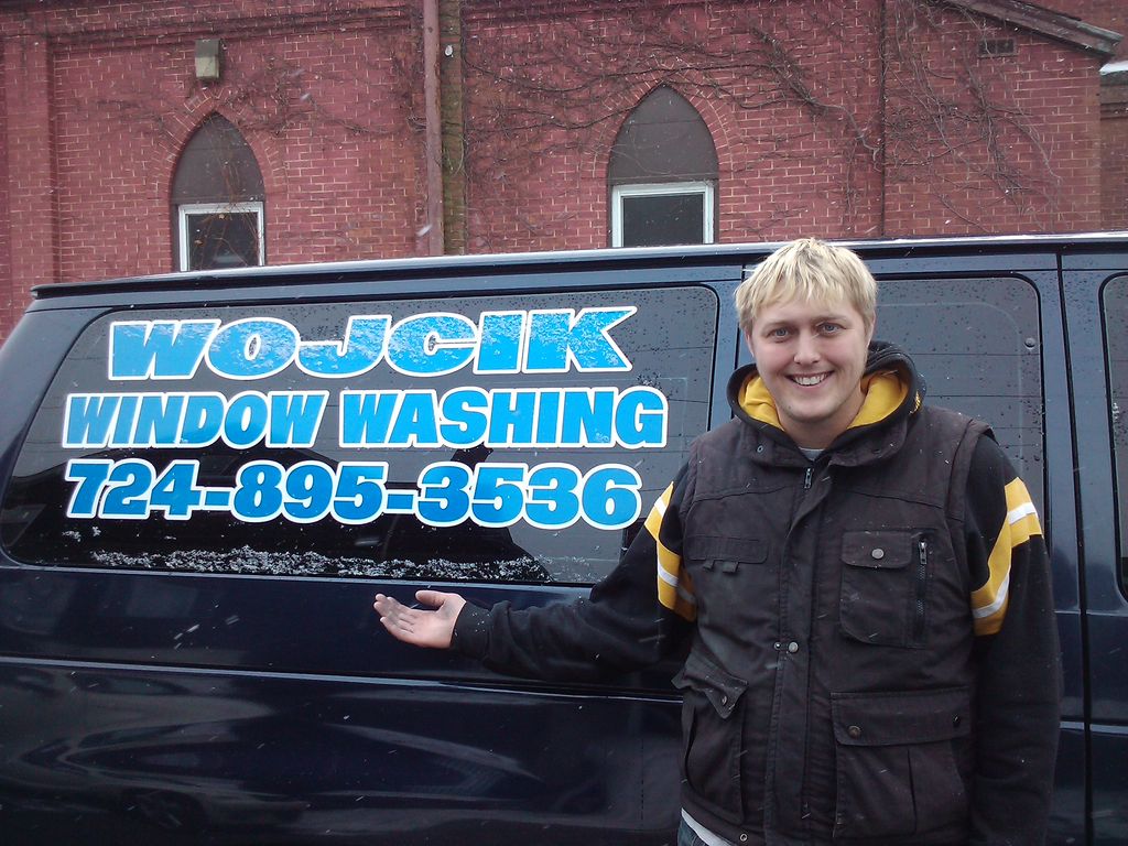 Robert-Company owner
