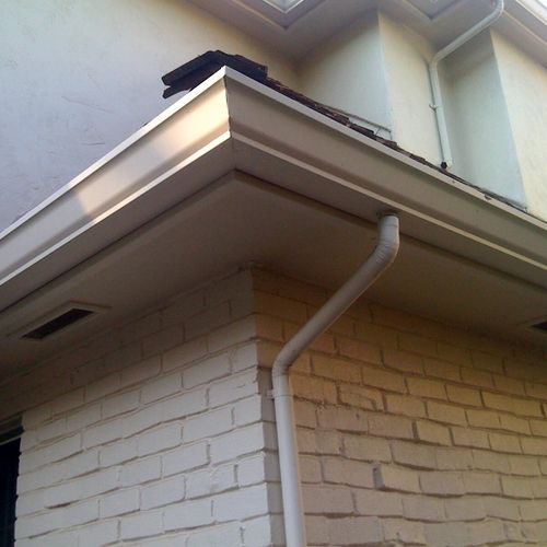 6 inch Ogee style gutter