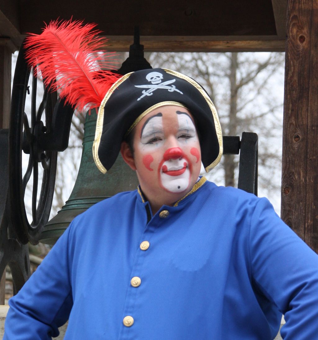 Captain Twister {A Clowny Pirate}