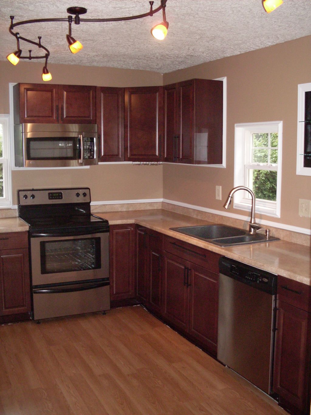 Renovated Kitchen ($7,000!)