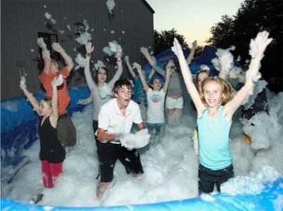 Teens and Tweens love Games2u Foam Parties.