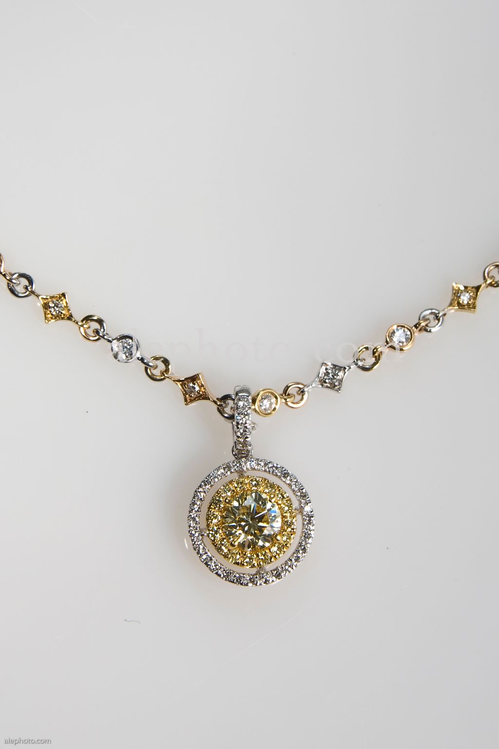Tri-Color Gold/Diamond Necklace (Center diamond - 