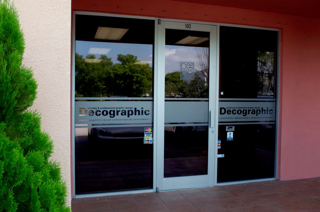 DecoGraphic, Inc.
