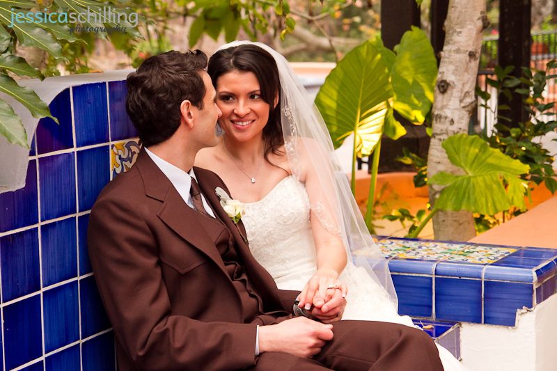 Modern, cool, documentary wedding photography at R